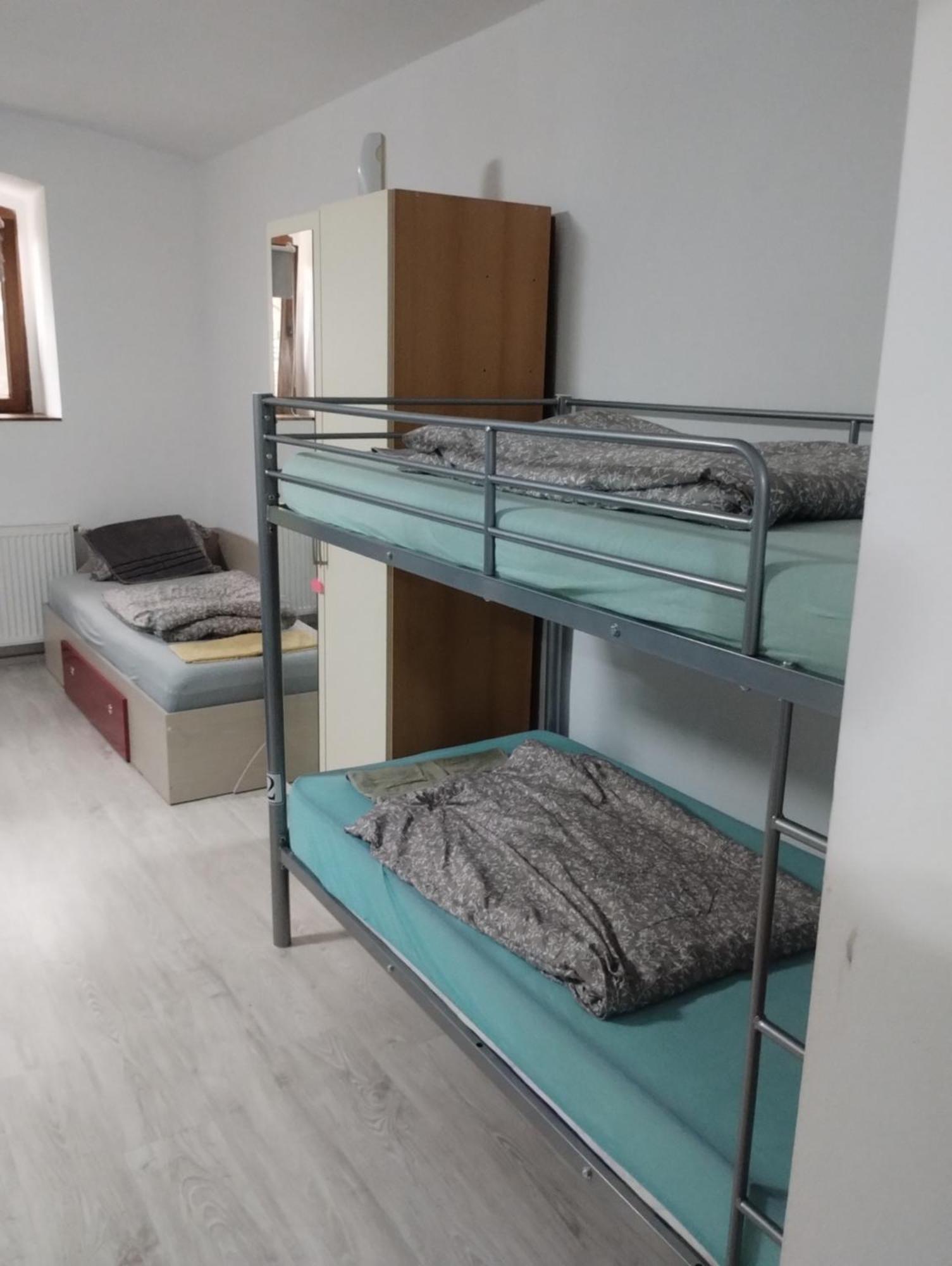 Hostel Antonia ティミショアラ エクステリア 写真